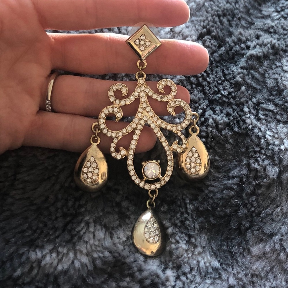 Gold chandelier earrings